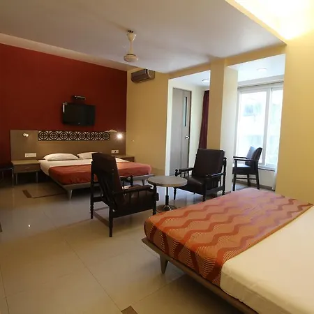 Hotel Samrat
