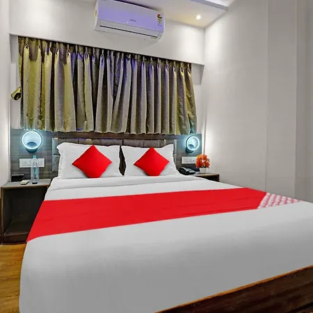 O Sunrise Hotel