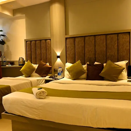 Preston Hotel *