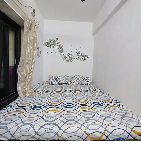 Apartment Cozy Camper Styled Mumbai