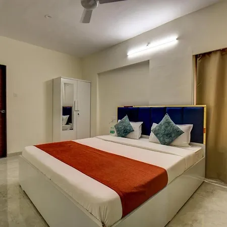 Private Bedroom In A Shared 2 Bhk Modern Apartment - Bkc Mumbai Apartment Mumbai