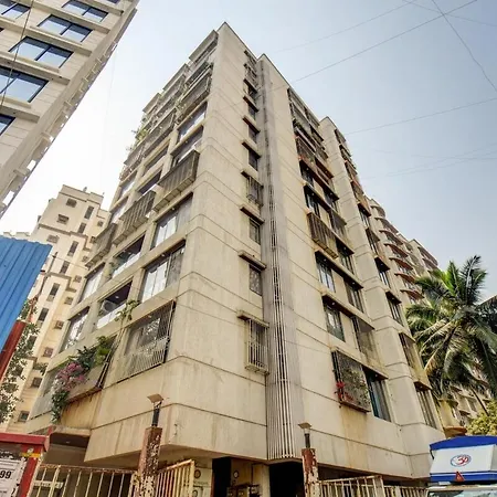 1 Private Bedroom I Bath In A 2bhk Bkc And Jio Center Apartment *