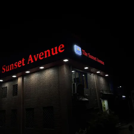 Hotel Sunset Avenue Mumbai