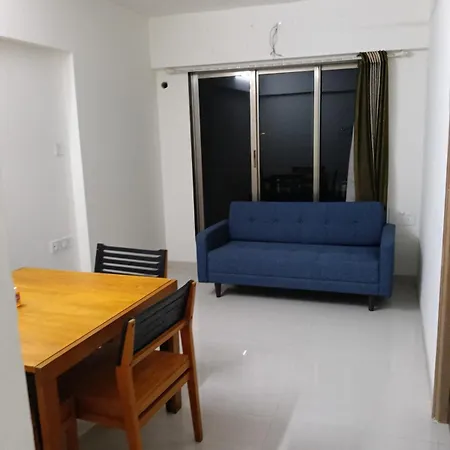 Pixiestays 1301 Midc Andheri East Apartment