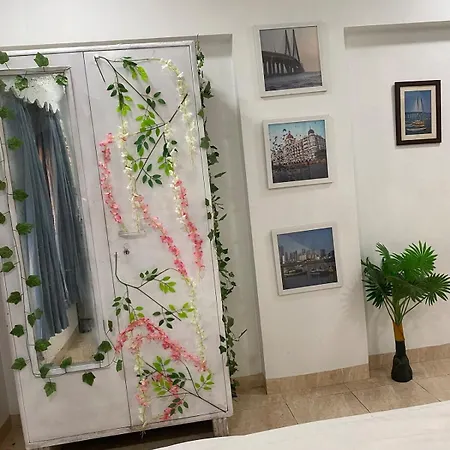 Pixiestays Forest House Juhu West Apartment *
