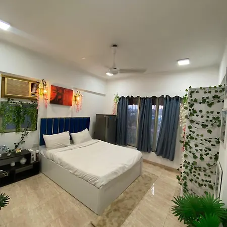 Pixiestays Forest House Juhu West