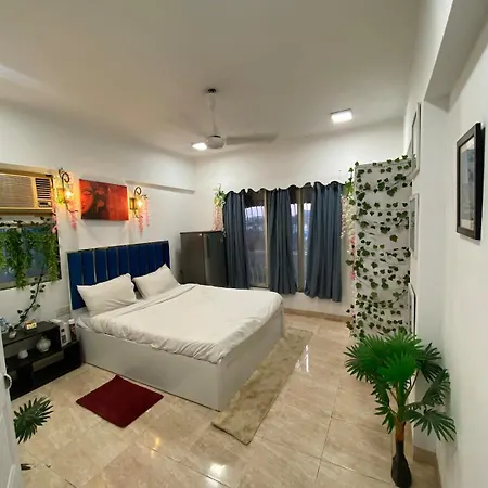 Pixiestays Forest House Juhu West Apartment *