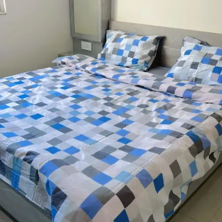 Pixiestays 1807 Malad East Apartment