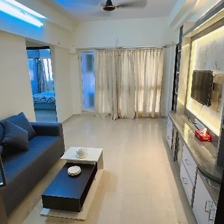 Pixiestays 1807 Malad East