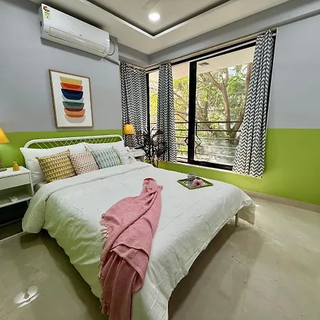 Apartment Modern 2 Bedroom Bandra Trendy Location Mumbai