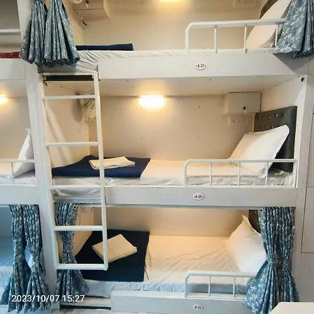 Guest house Marol Metro