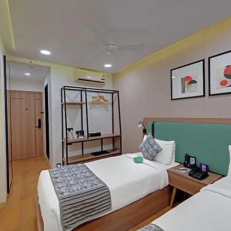 Click Andheri Midc 3*