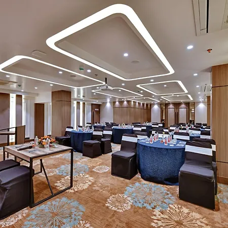 Hotel Click Andheri Midc Mumbai