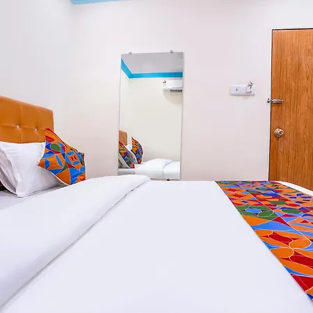 Hotel Via Raj Palace