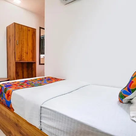 Fabhotel Shiv Leela Grand 3*