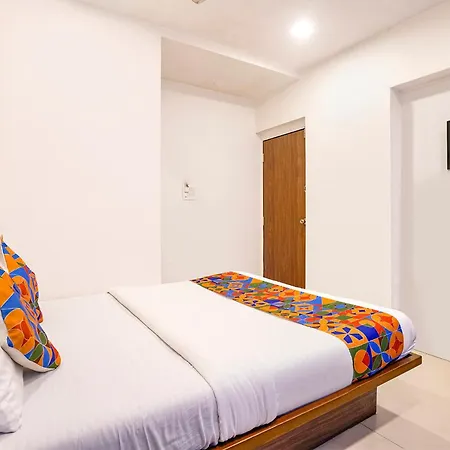 Fabhotel Shiv Leela Grand 3* Mumbai