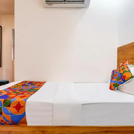 Fabhotel Shiv Leela Grand Hotel 3*