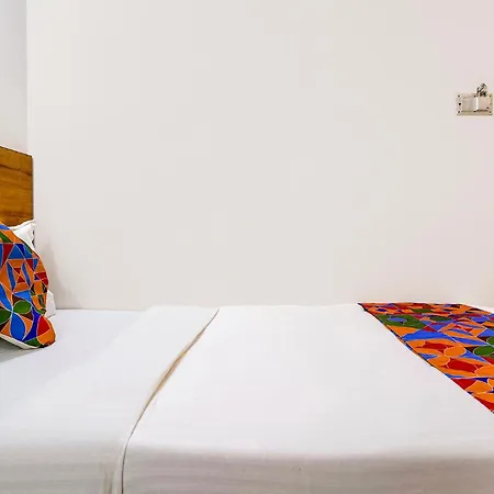 Hotel Fabhotel Shiv Leela Grand 3*