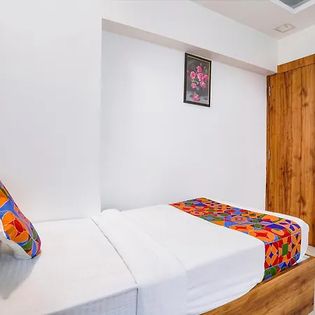 Hotel Fabhotel Shiv Leela Grand Mumbai
