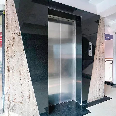 Fabhotel Shiv Leela Grand Hotel