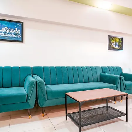 Hotel Fabhotel Shiv Leela Grand