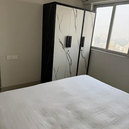 Pixiestays 10 Min From Nesco 2507 Malad East Apartment Mumbai