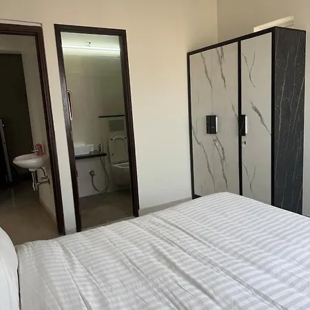 Pixiestays 10 Min From Nesco 2507 Malad East Apartment *