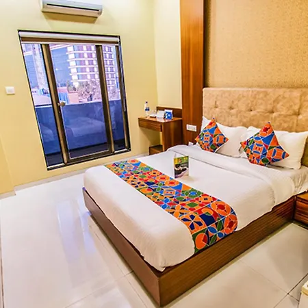 Fabhotel Seven Hills - Nr International Airport Hotel Mumbai