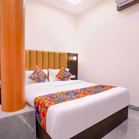 Fabhotel Gateway Hotel