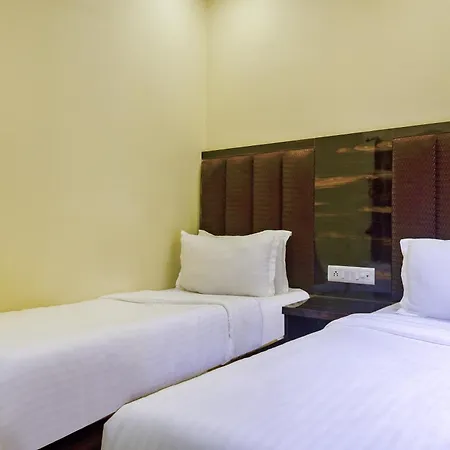 Hotel Deluxe Mumbai