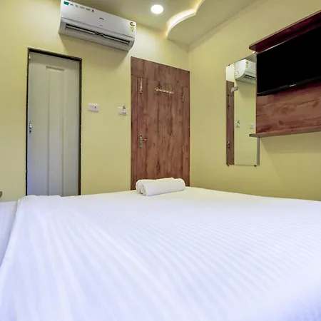 Hotel Deluxe