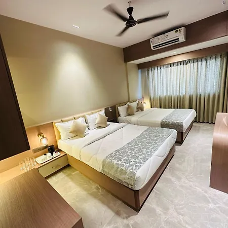 Inn The Falcon - Mumbai