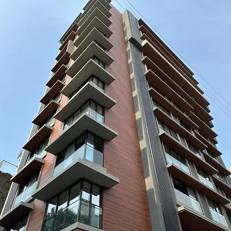 Luxurious 2 Bhk & Workspace On Juhu Tara Road Apartment Mumbai