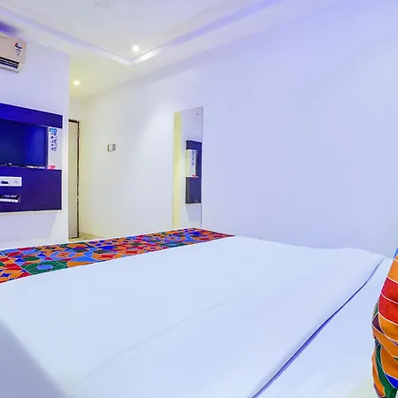 Hotel Fabexpress Embassy - Nr Bkc 3*