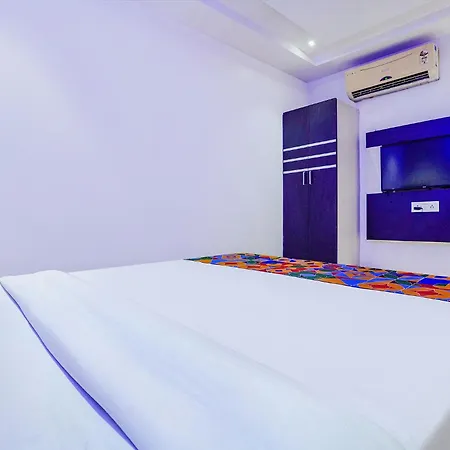 Hotel Fabexpress Embassy - Nr Bkc