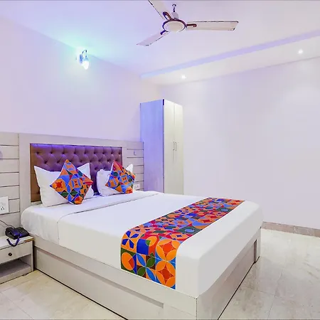 Hotel Fabexpress Embassy - Nr Bkc