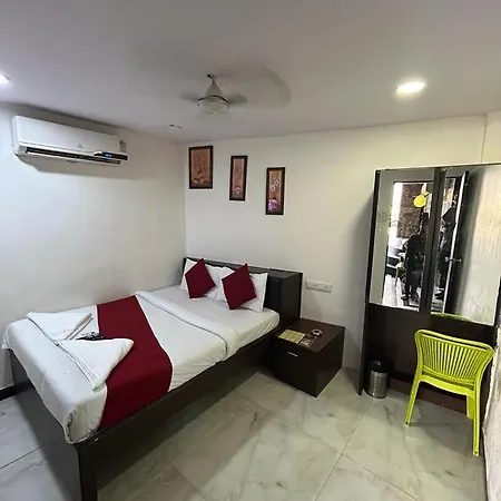 Sunflower Hotel 3*