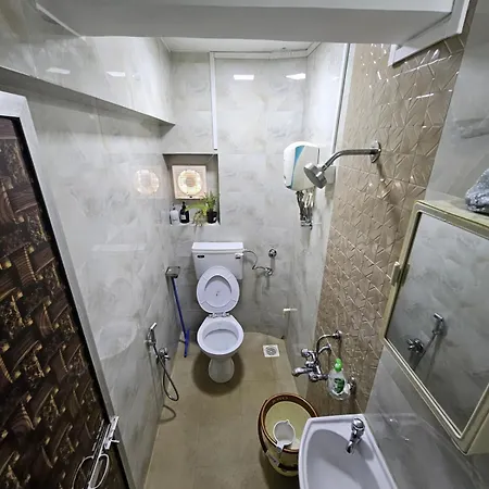 The Pali Nest A Peaceful Retreat In Pali, Bandra Apartment *