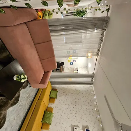 Apartment The Pali Nest A Peaceful Retreat In Pali, Bandra *