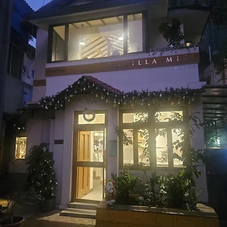 The Pali Nest A Peaceful Retreat In Pali, Bandra * Mumbai