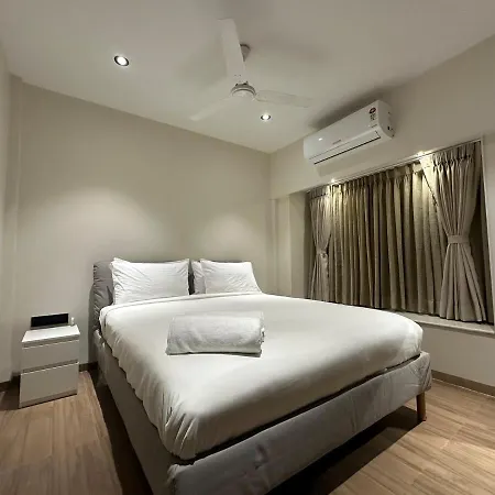 Apartment Plush Bandra West - Luxury 2bhk & Study Mumbai