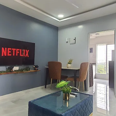 Apartment 1bhk - Royale And Close By Airport *