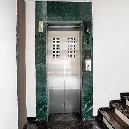 Apartment Retreats At Welcome Nr Andheri Mumbai