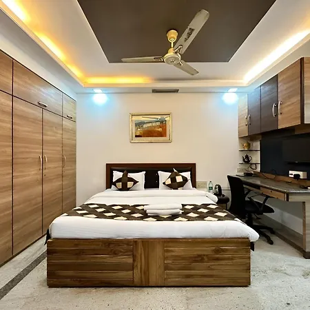 Apartment Retreats At Welcome In Santacruz, *