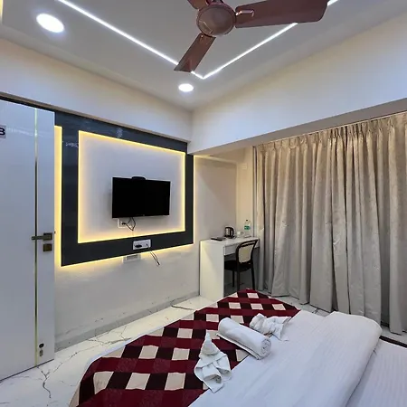 Apartment Retreats At Welcome In Lower Parel *
