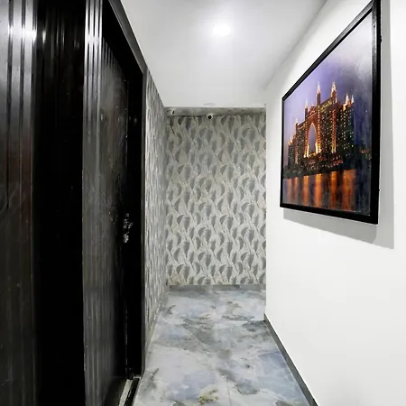 Collection O Goregaon Near Film Formerly Cupid 3* Mumbai