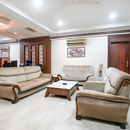 Retreats At Welcome Nr International Airport Apartment