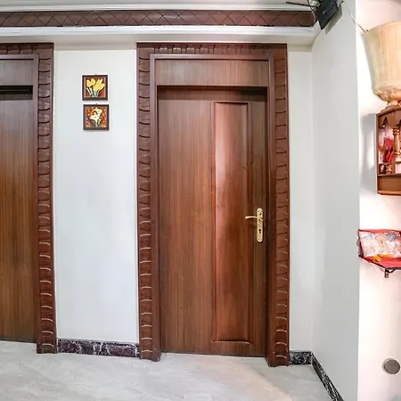 Retreats At Welcome Nr International Airport Apartment Mumbai