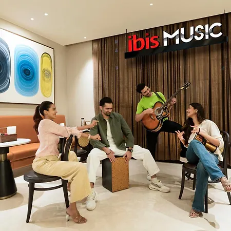 Ibis Bkc