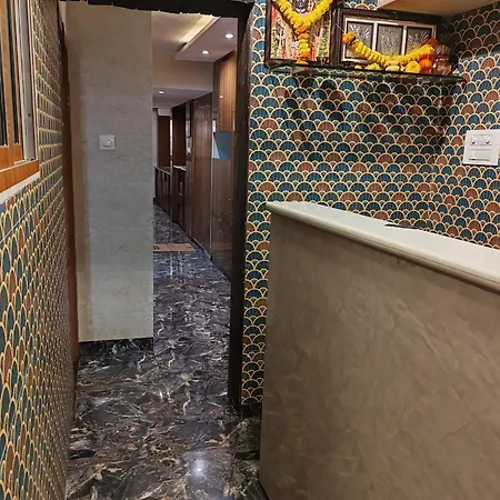Hotel Laksh Mumbai
